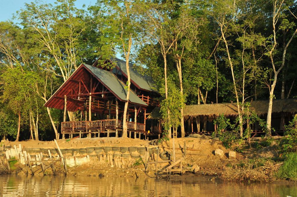 Borneo Natural Sukau Bilit Resort Exterior photo